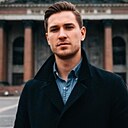 Знакомства: Максим, 31 год, Москва