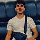 Знакомства: Мухамад, 20 лет, Москва