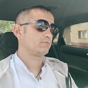 Знакомства: Евген, 41 год, Тюмень