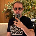 Знакомства: Владислав, 31 год, Киров