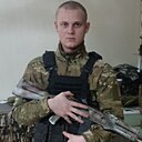 Знакомства: Данил, 22 года, Луганск