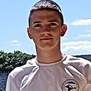 Знакомства: Саша, 20 лет, Луганск