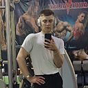 Знакомства: Андрей, 19 лет, Макеевка