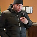 Знакомства: Виктор, 27 лет, Челябинск