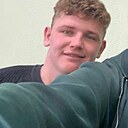 Знакомства: Дмитрий, 19 лет, Москва