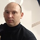 Знакомства: Максим, 31 год, Кузнецк