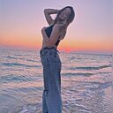 Знакомства: Мышка, 19 лет, Симферополь