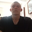 Знакомства: Дмитрий, 19 лет, Омск