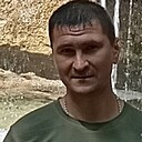 Знакомства: Игорь, 35 лет, Ясиноватая