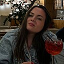 Знакомства: Елена, 28 лет, Москва