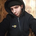 Знакомства: Максим Клаудиус, 22 года, Донецк