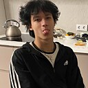 Знакомства: Георгий, 19 лет, Северодвинск