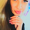 Знакомства: Ксения, 36 лет, Новосибирск