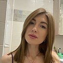 Знакомства: Вика, 30 лет, Екатеринбург