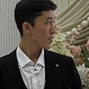 Знакомства: Макс, 35 лет, Актау