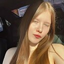 Знакомства: Полина, 18 лет, Москва