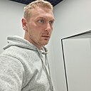 Знакомства: Кирилл, 34 года, Владивосток
