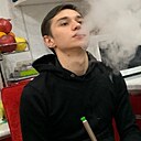 Знакомства: Макс, 25 лет, Армавир