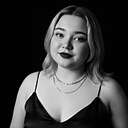 Знакомства: Аврора, 23 года, Луганск