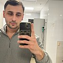 Знакомства: Виталий, 30 лет, Москва