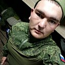 Знакомства: Богдан, 24 года, Ровеньки