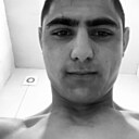 Знакомства: Макс, 24 года, Батайск