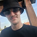 Знакомства: Евгений, 25 лет, Красноярск