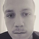 Знакомства: Андрей, 24 года, Красноуральск