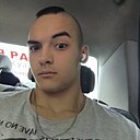 Знакомства: Михаил, 18 лет, Ессентуки