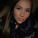 Знакомства: Ксения, 30 лет, Екатеринбург