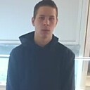 Знакомства: Артем, 21 год, Троицк