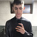 Знакомства: Юрий, 27 лет, Бельцы