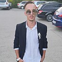 Знакомства: Mihai, 21 год, București