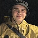 Знакомства: Владислав, 25 лет, Курск