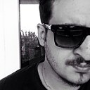 Знакомства: Максим, 31 год, Нижневартовск