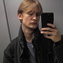 Знакомства: Дмитрий, 19 лет, Санкт-Петербург