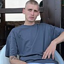 Знакомства: Иван, 24 года, Симферополь