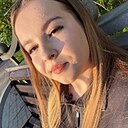 Знакомства: Дарьяна, 22 года, Москва