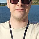 Знакомства: Максим, 30 лет, Москва