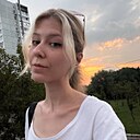 Знакомства: Аня, 24 года, Москва