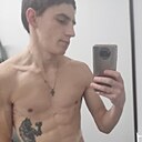 Знакомства: Денис, 25 лет, Боровичи