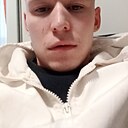 Знакомства: Виталий, 24 года, Вилюйск