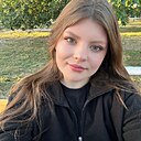 Знакомства: Анна, 24 года, Зверево