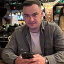 Знакомства: Игорь, 28 лет, Новый Уренгой