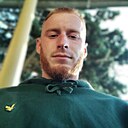 Знакомства: Виктор, 23 года, Алушта