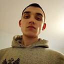 Знакомства: Максим, 22 года, Северодвинск
