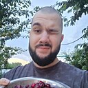 Знакомства: Максим, 31 год, Волгоград