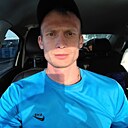 Знакомства: Юрий, 31 год, Монино