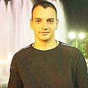 Знакомства: Александр, 32 года, Щекино