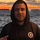 Знакомства: Виктор, 29 лет, Керчь